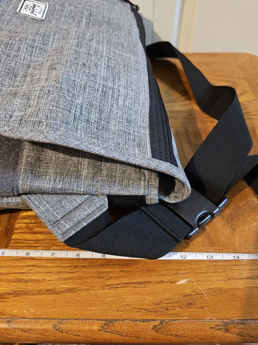 Herschel Supply Company Grey Messenger Laptop Bag with Front Flap